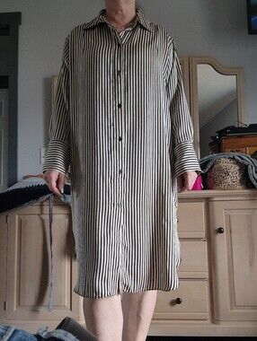 H&M Black and Cream Vertical Stripe Button-Down Shirt